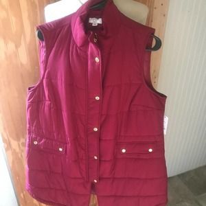 NWT Crown & Ivy Dark Pink Vest